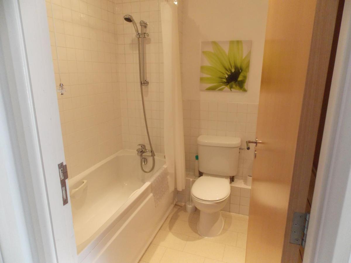 Waterside Apartment Ланкастер Екстер'єр фото